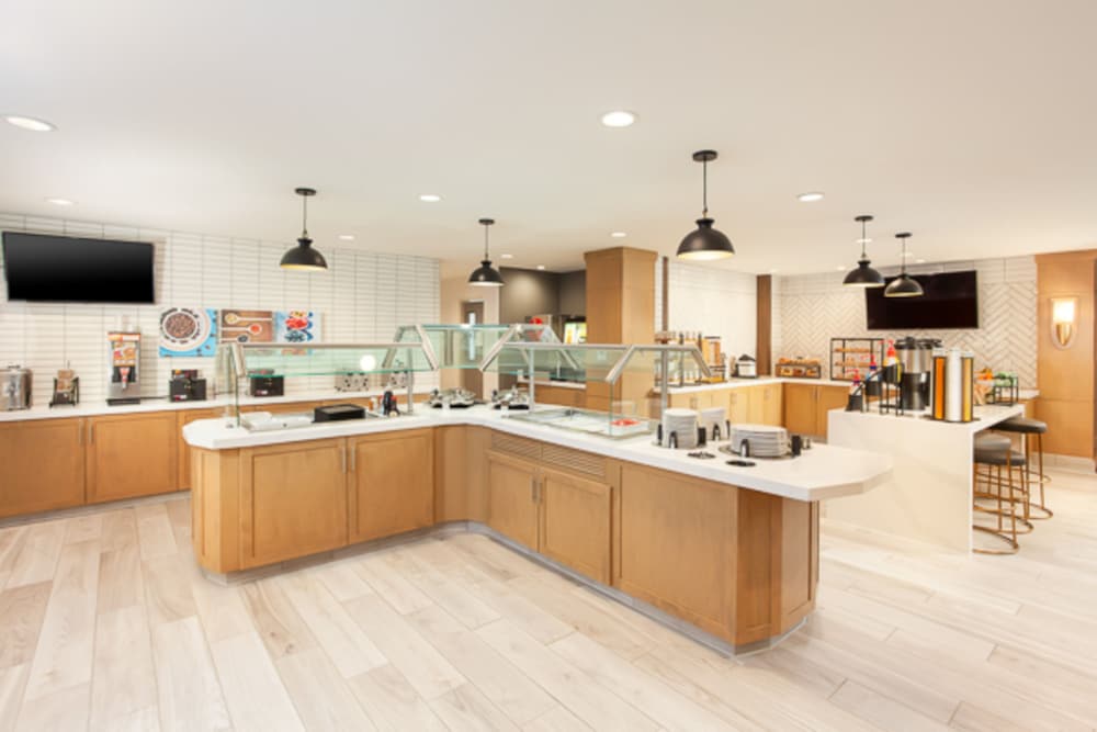 Staybridge Suites San Bernardino Loma Linda by IHG - photo 52