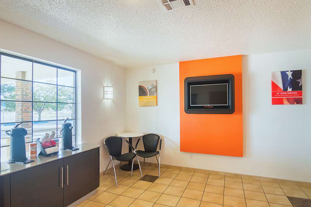 Motel 6 Lawton OK - photo 24