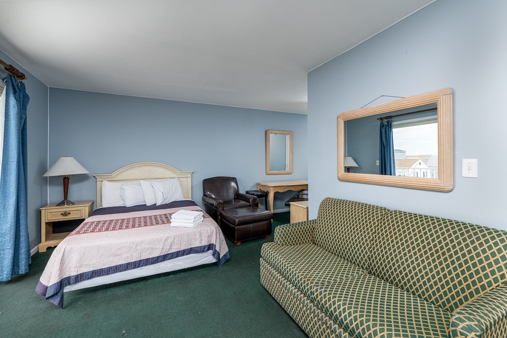 Hotel Charlee Villas by the Beach - photo 19
