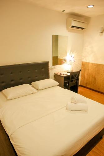 N K Hotel — Muar — photo 2