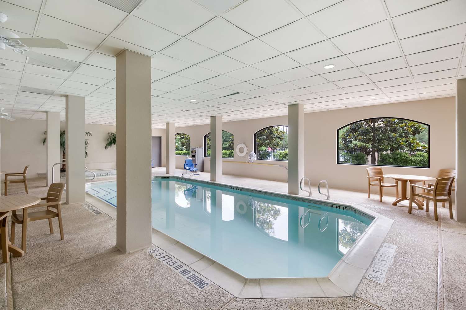 SureStay Plus Hotel by Best Western Houston Medical Center - photo 11