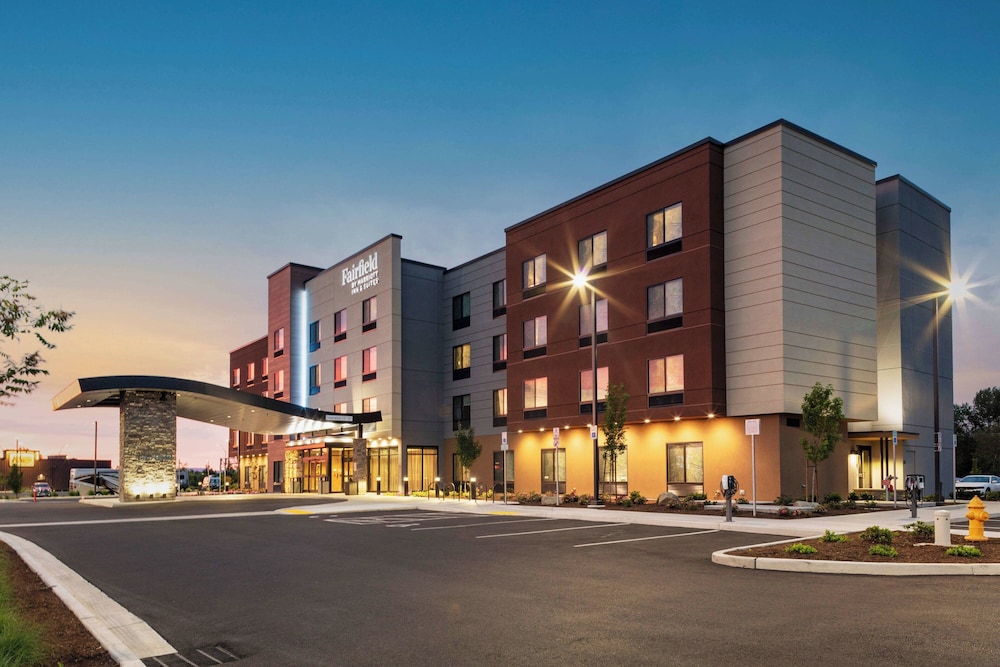 Fairfield Inn & Suites by Marriott Medford - photo 17