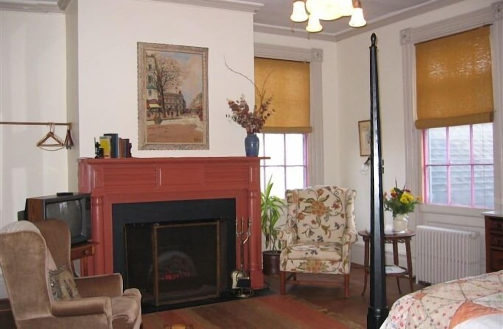 Borland House Inn - photo 36