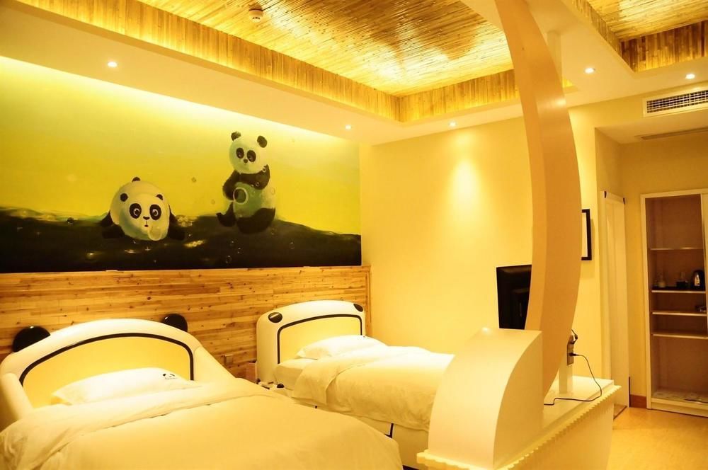 Panda Inn - carbon neutral hotel in Leshan