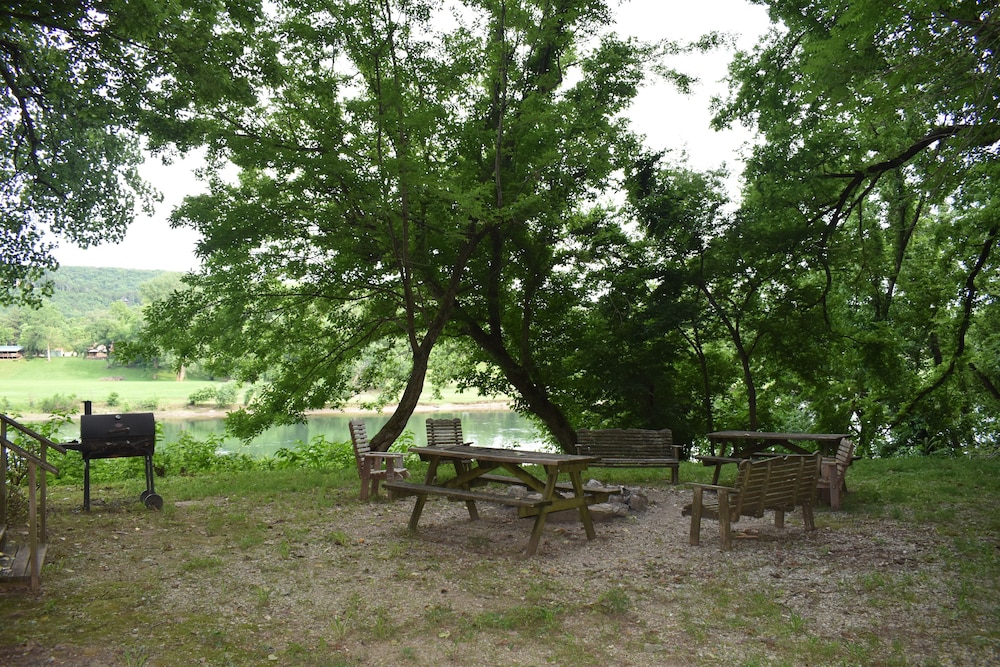 Jack's White River Fishing Resort - photo 88