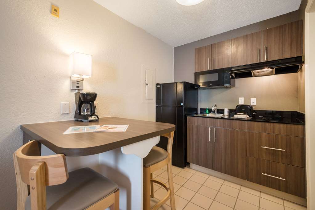 Studio 6 Extended Stay Duluth GA Atlanta Gwinnett Place - photo 15