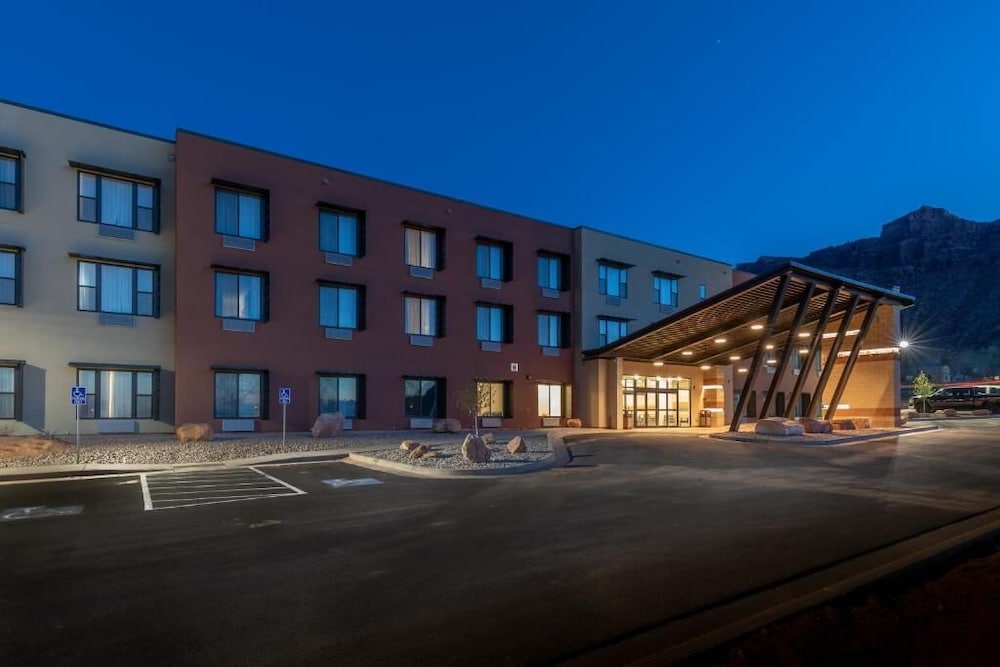 Scenic View Inn & Suites Moab - photo 20