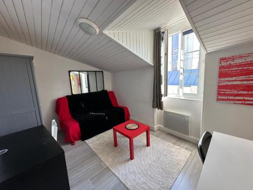 Charmant Studio Carmes 5 Cddt in La Rochelle, France