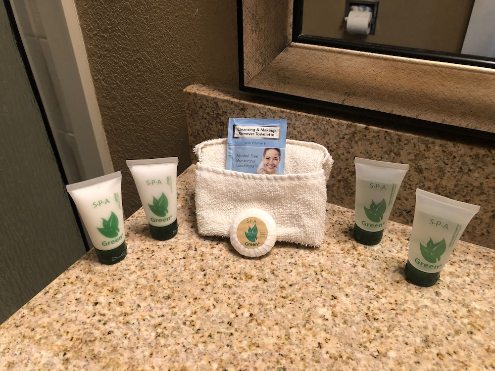 Howard Johnson by Wyndham Odessa TX - photo 21