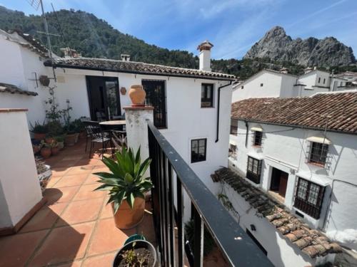 Grazalema Rooftops - carbon neutral hotel in Grazalema