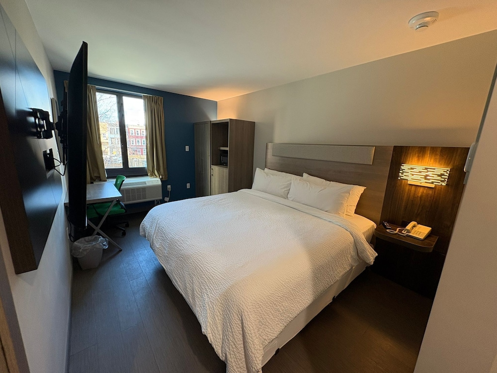 Holiday Inn Express & Suites Bronx NYC an IHG Hotel - photo 13