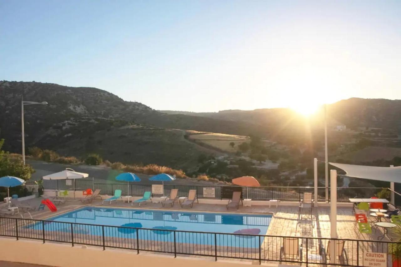 Panoramic Holidays Standard 71