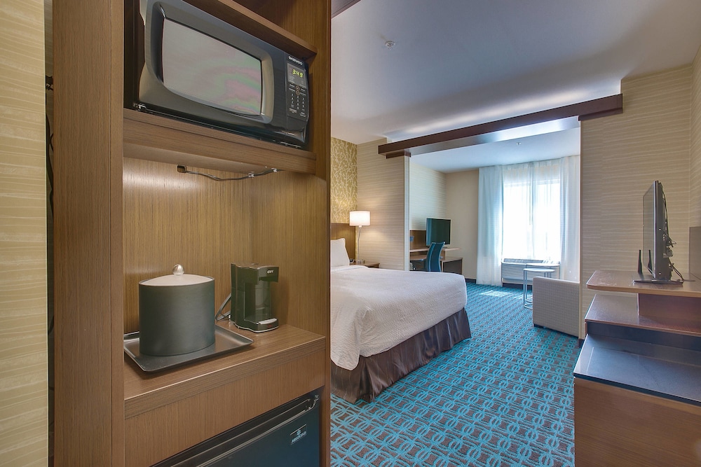 Fairfield Inn & Suites by Marriott Wichita East - photo 8