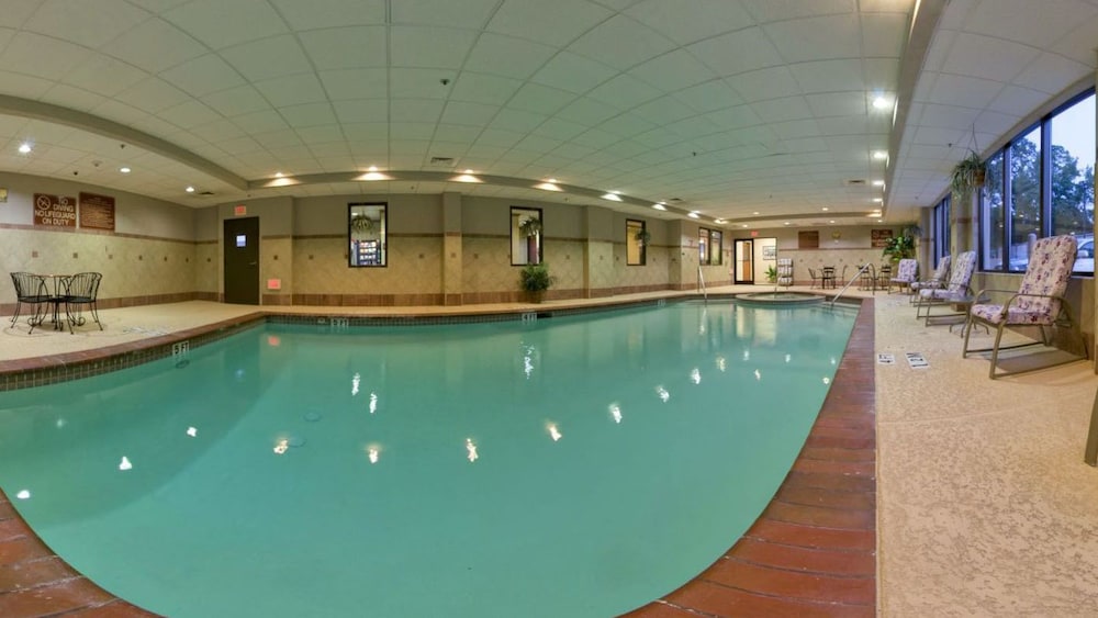 Holiday Inn Express & Suites Houston Memorial Park Area by IHG - photo 18