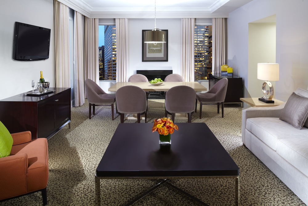 Omni Berkshire Place - photo 8