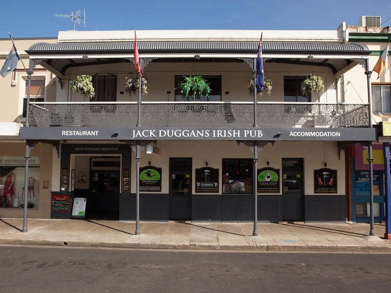 Jack Duggans Irish Pub - carbon neutral hotel in Bathurst