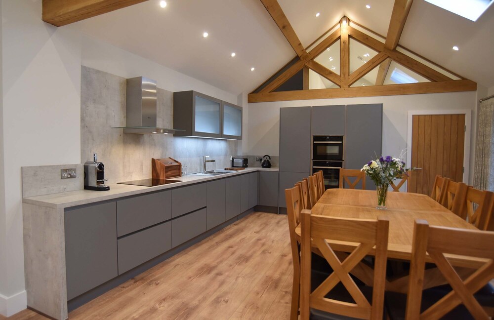 Fullers Hill Cottages — 4-Star Luxury Hotel in Sandy, United Kingdom