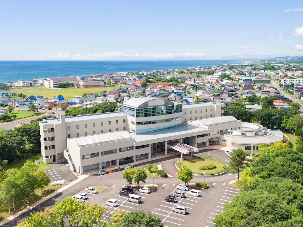 Livemax Resort Upopoy Shiraoi Onsen — Shiraoi