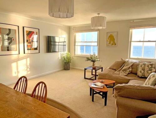 Stunning seafront flat St Leonards — 4-Star Luxury Hotel in St Leonards, United Kingdom