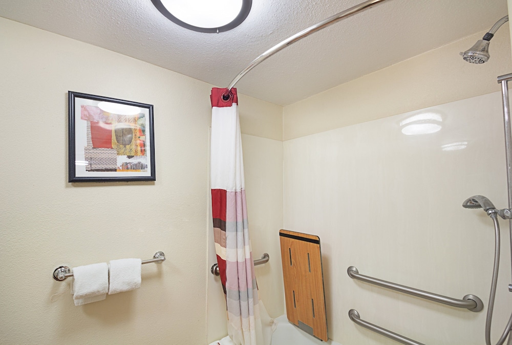 Red Roof Inn Madison WI - photo 43