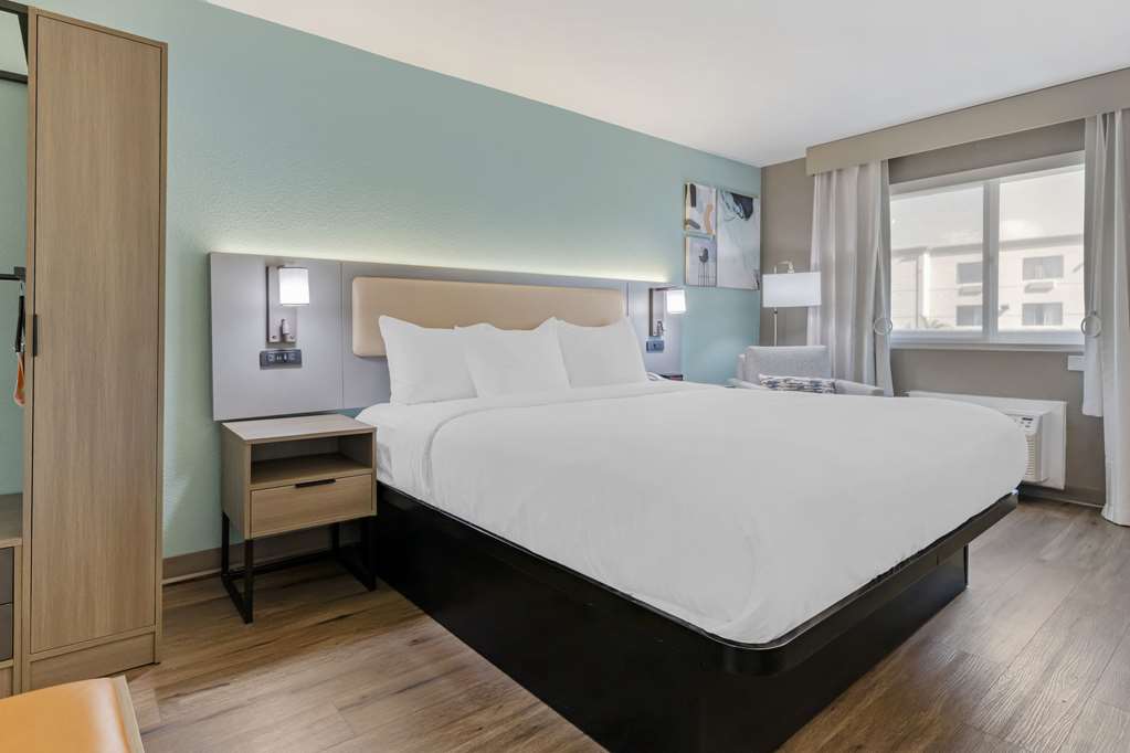 Comfort Inn Sea World Area - photo 16