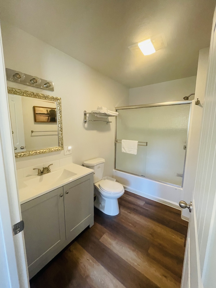 Riverfront Lodging - photo 55