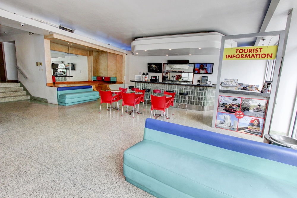 Geneva Hotel - photo 2