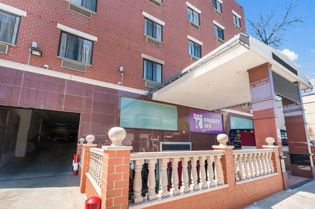 Knights Inn Brooklyn Sunset Park - photo 18