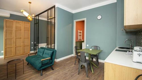 Superior Apartment In Abanotubani By Wehost