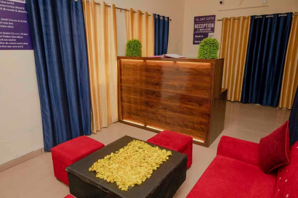Pop Hotel Blue Star — hotel in Bhilai
