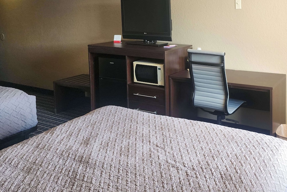 Motel6 Concordia MO - photo 22