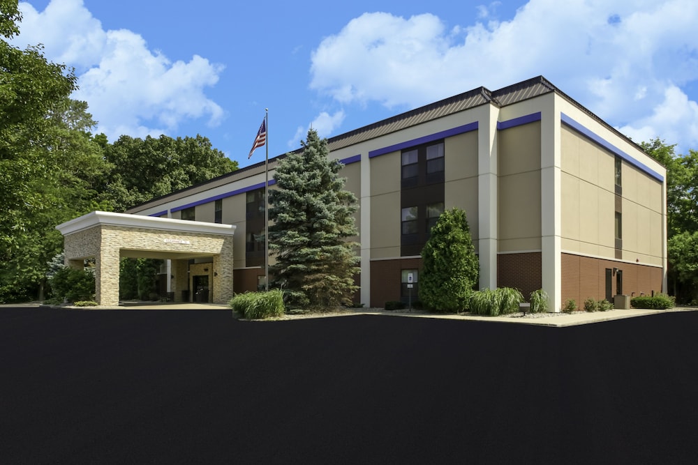 Hampton Inn Portage - featured photo