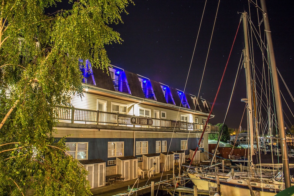 Old Harbor Inn - photo 58