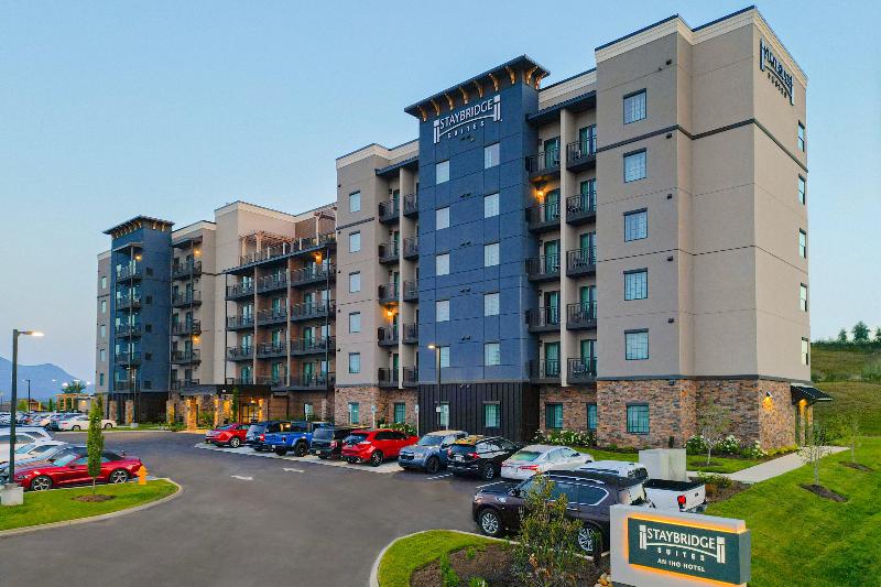 Staybridge Suites Pigeon Forge Smoky Mtns by IHG - photo 3