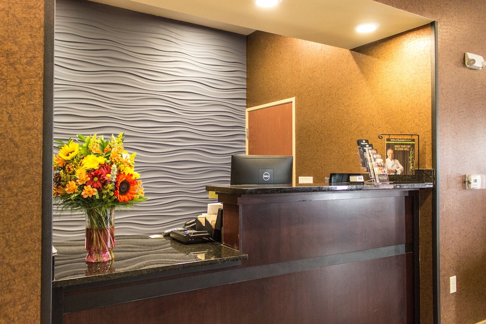 Cobblestone Hotel & Suites Chippewa Falls - photo 14