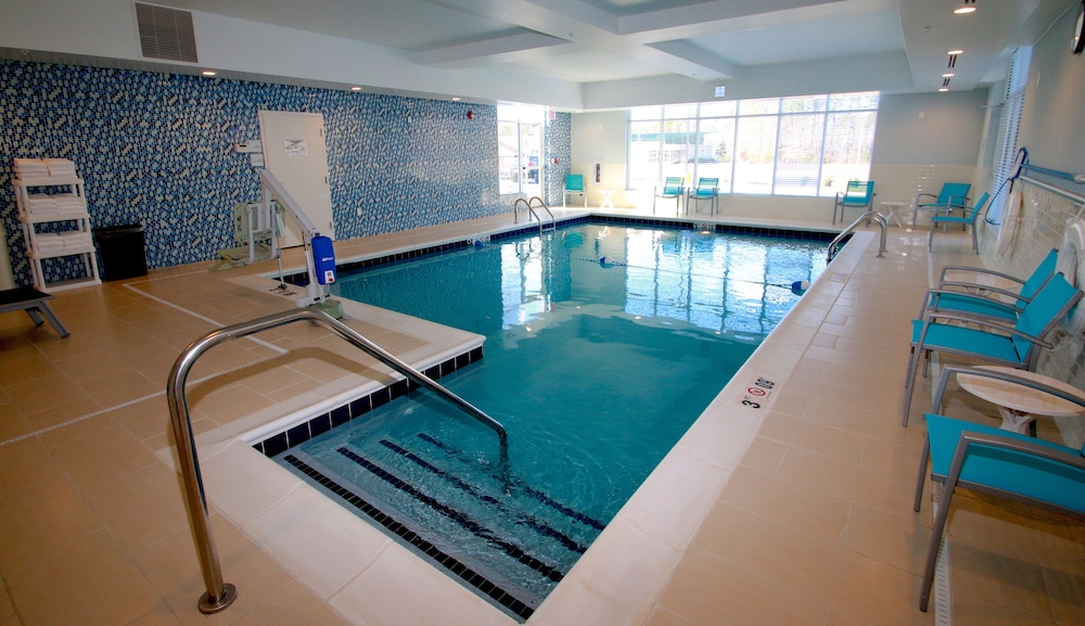Hampton Inn Suffolk - photo 43