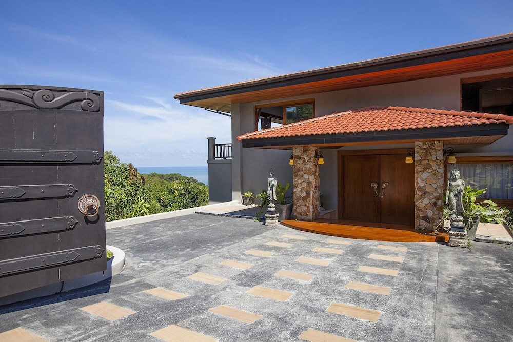 Baan Phuttarak Choeng Mon — Koh Samui — photo 2