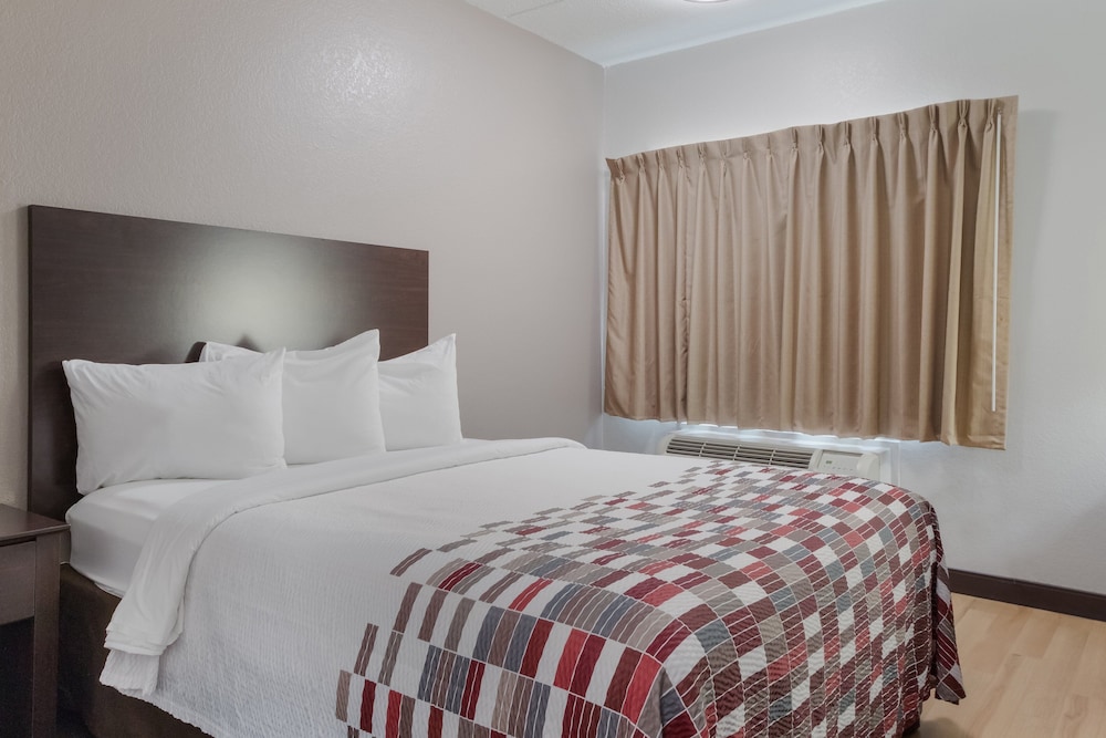 Red Roof Inn San Antonio Seaworld Northwest - photo 5
