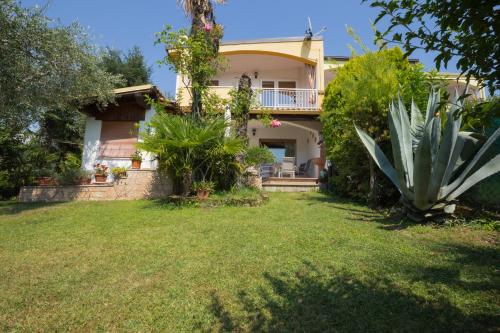 Formica in Bardolino, Italy