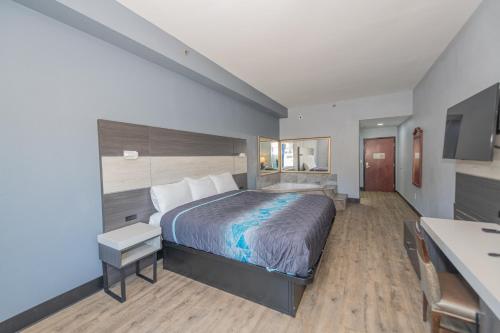 Jamestown inn & Suites - photo 29