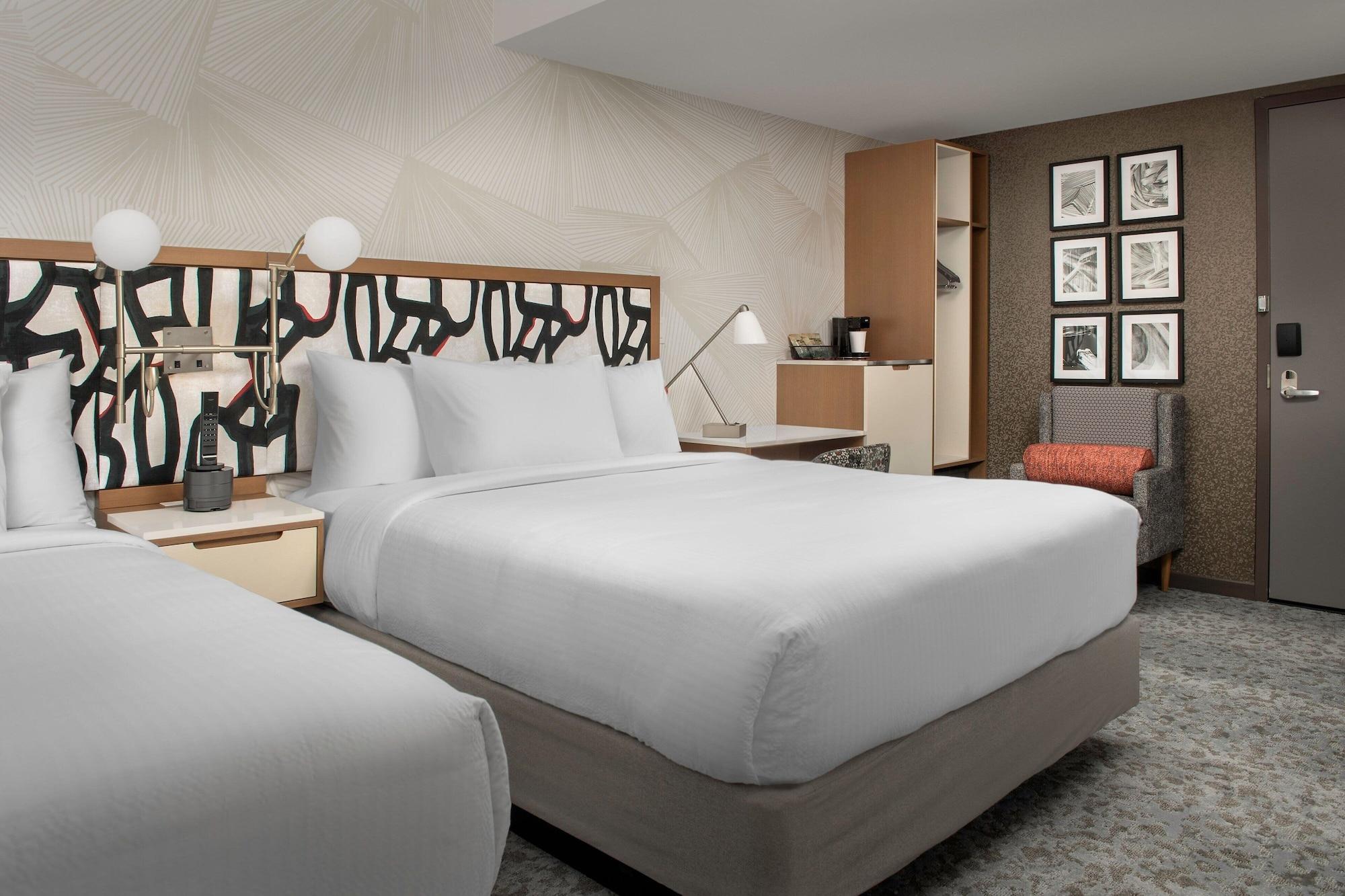 SpringHill Suites by Marriott New York Queens - photo 10