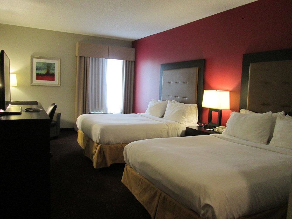 Holiday Inn Express Cloverdale by IHG - photo 23