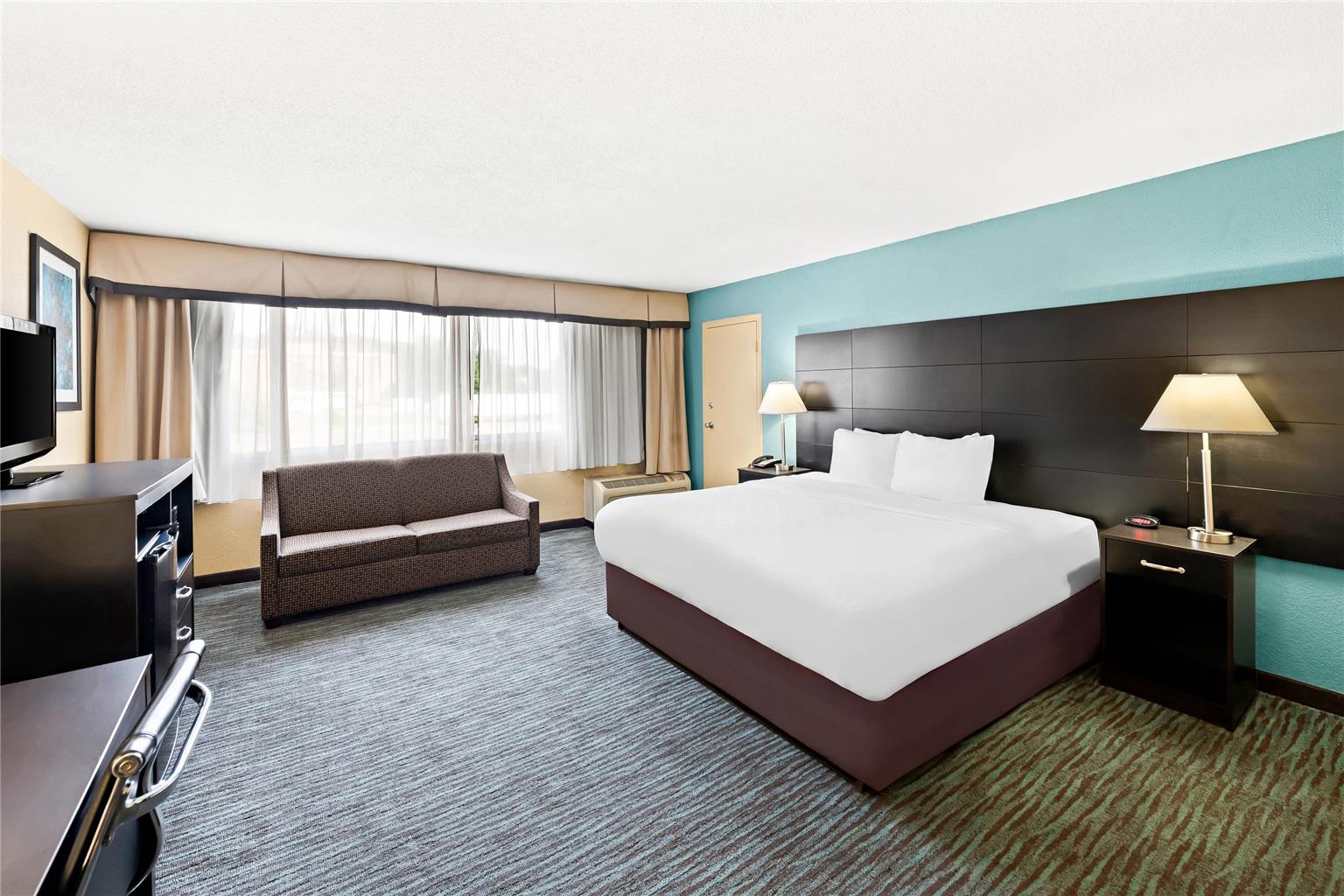 Quality Inn Dayton Airport - photo 19