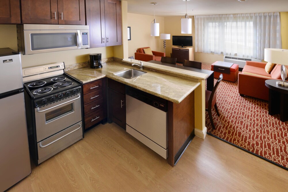 TownePlace Suites Galveston Island - photo 4