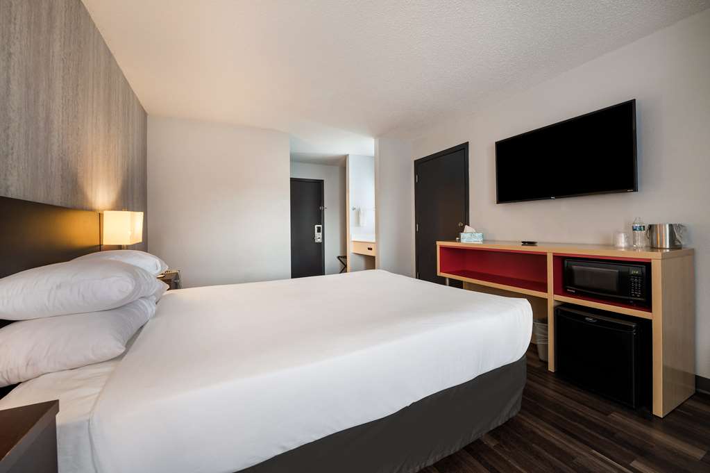 Red Lion Inn & Suites Ontario - photo 10