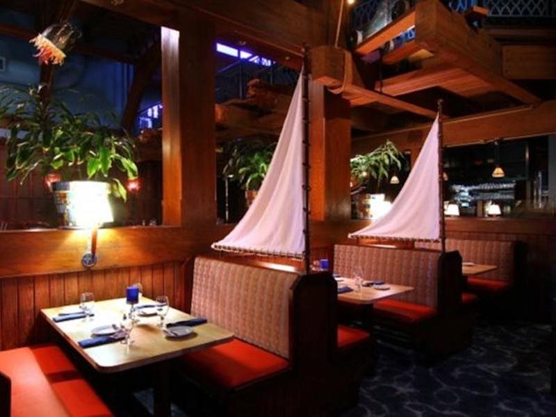 Met Hotel Troy - photo 19