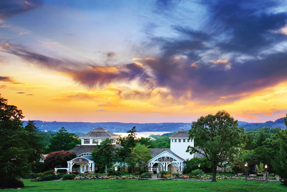 Big Cedar Lodge — 4-Star Luxury Hotel in Branson, United States