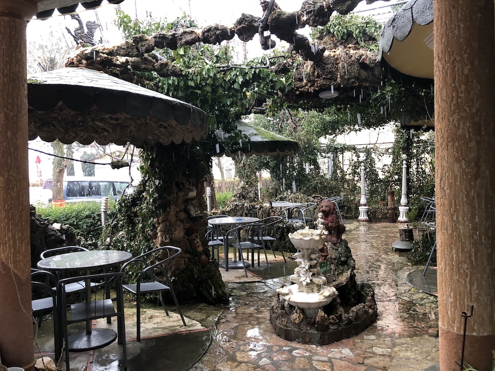 Hotel Bar Restorant Amerika in Kukes, Albania