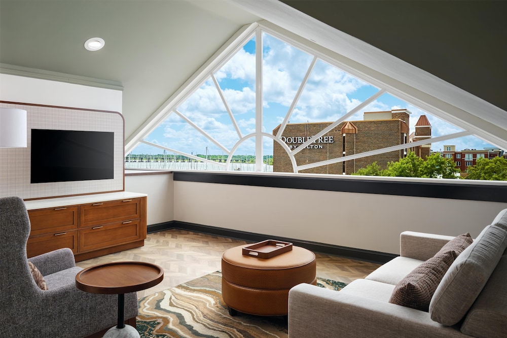 Tryon Riverfront Inn New Bern Tapestry - photo 23