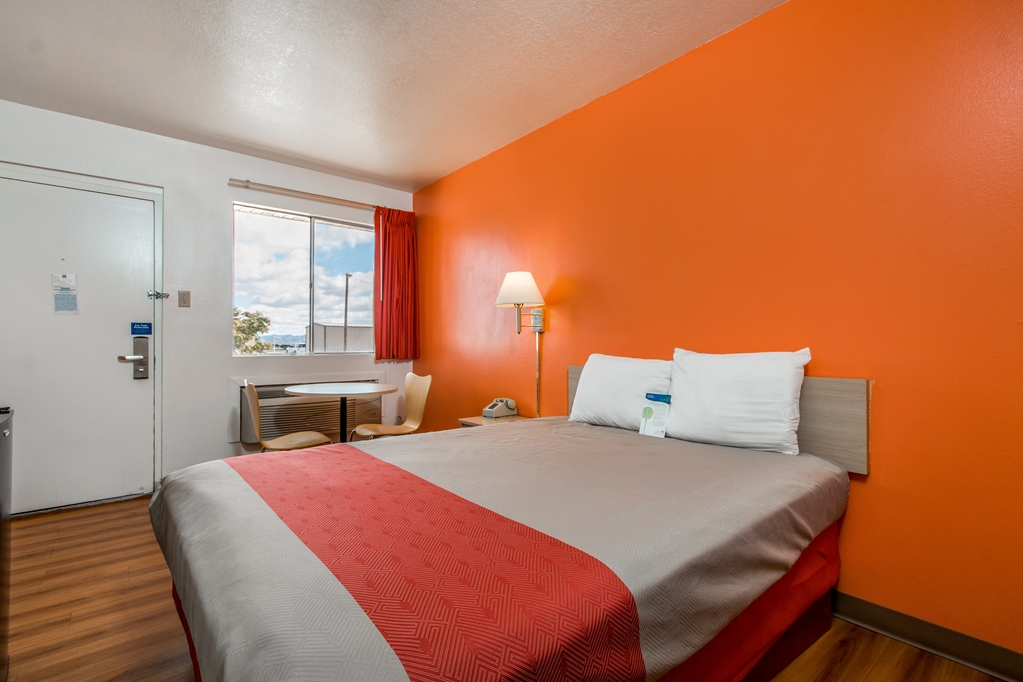 Motel 6 Van Horn TX - photo 18